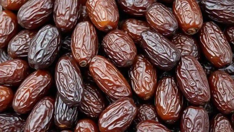 নিয়মিত খেজুর খাওয়ার উপকারিতা